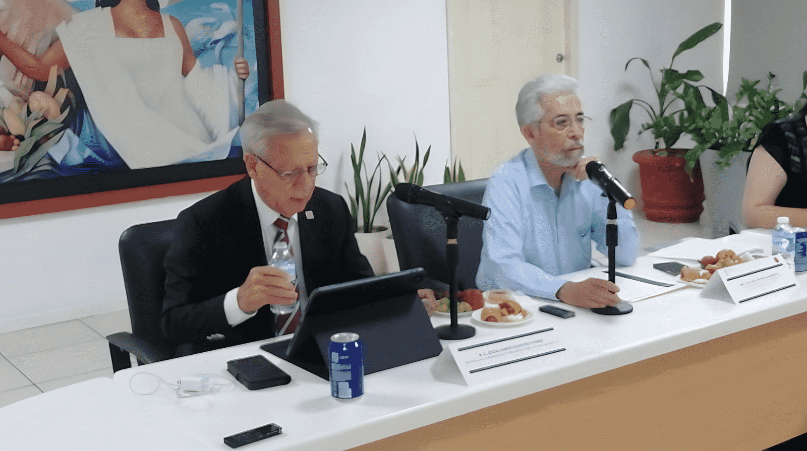 EL RECTOR JESÚS AARÓN QUINTERO PÉREZ RINDIÓ SU INFORME ANTE LA JUNTA DIRECTIVA DE LA UPES.